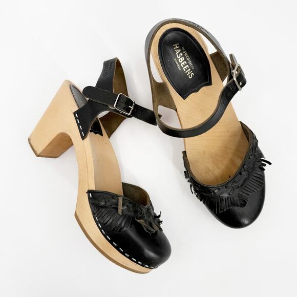 Swedish Hasbeens Size 39 (US 9) Fringe Black Leather Clog Sandal Heels Wood Shoe - Picture 1 of 16